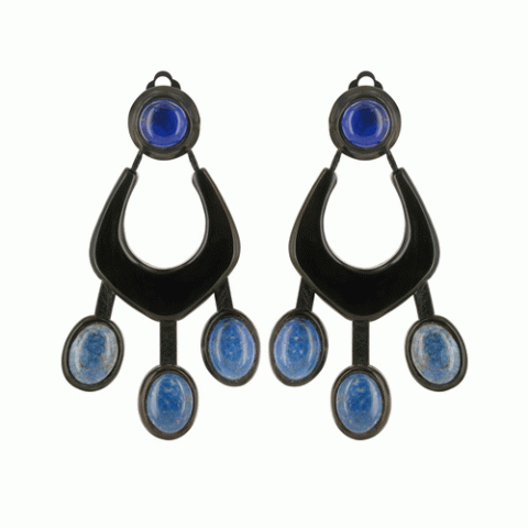 Клипсы из ляписа и полированного рога Lapis