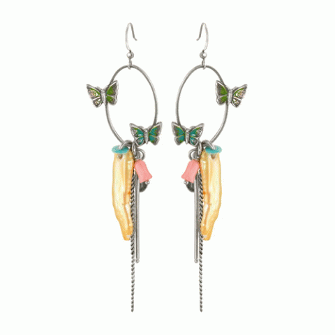 Серьги из речного жемчуга и коралла ENVOLEE hook ER w/ 2 butterflies