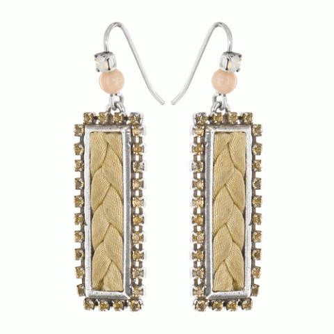 Серьги из агата и говлита Mademoiselle Nude