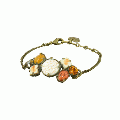 Браслет из стекляруса и ракушки кумаси MESANGE ROUSSE thin bracelet w/ 7 elements