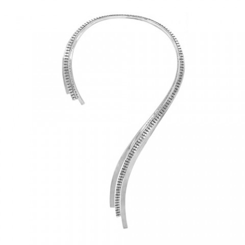 Колье DRAG QUEEN asymmetric tork 15--28420