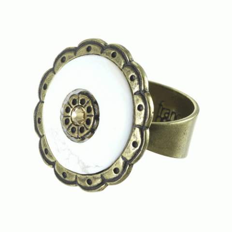 Кольцо из говлита, рога Зебу, кварца и кристаллов Сваровски FAUSTINE 19--60945