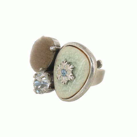 Кольцо из горного хрусталя и халцедона BANQUISE ring w/ 3 elements