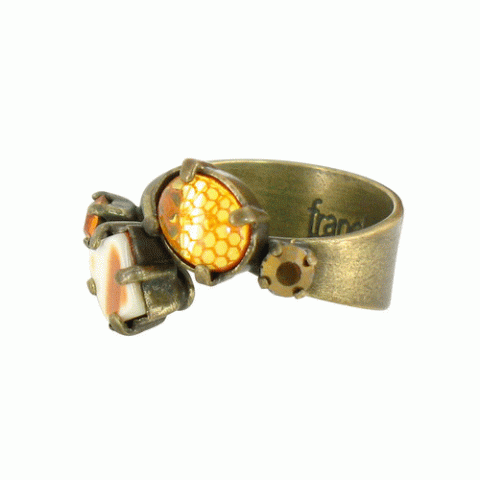 Кольцо из стекляруса и ракушки кумаси MESANGE ROUSSE open ring